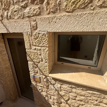 Alos דירה